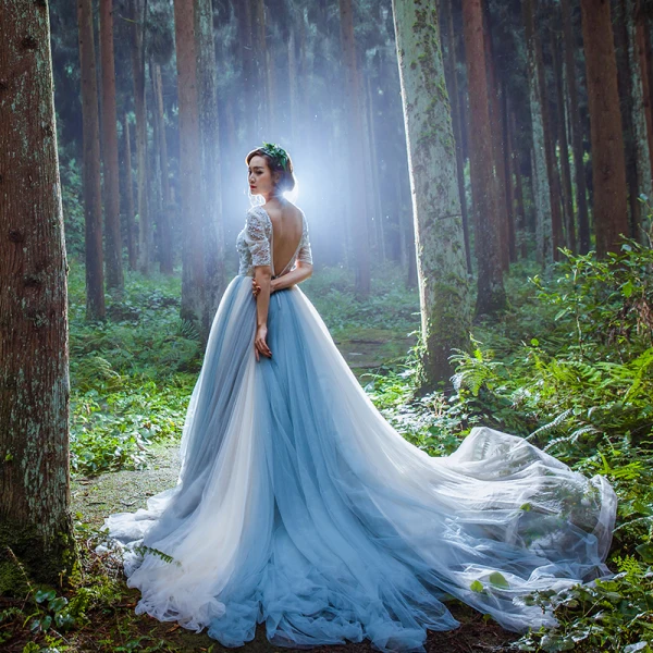 Chic / Belle Robe De Bal 2017 1/2 Manches Perlage Volants Tulle Ceinture Dos Nu Chapel Train Robe De Ceremonie