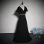 Elegant Sorte Perle Rhinestone Sløjfe Bælte Gallakjoler 2023 Prinsesse V-Hals Kort Ærme Lange Galla Kjoler