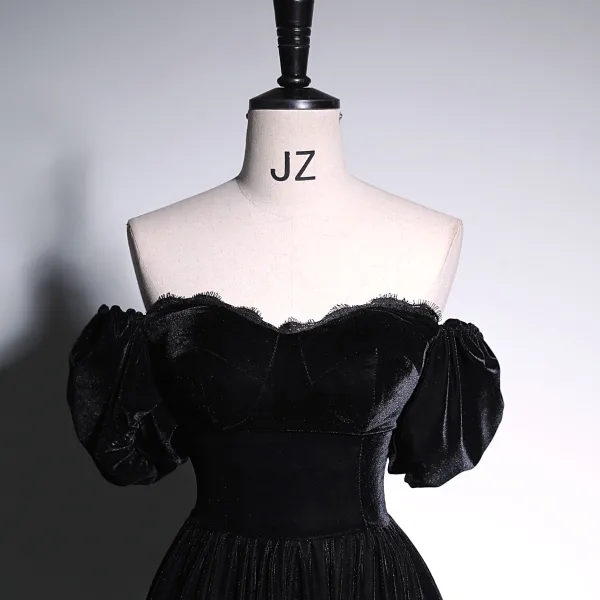 Chic / Beautiful Black Velvet Evening Dresses 2023 A-Line / Princess Off-The-Shoulder Short Sleeve Backless Floor-Length / Long Evening Party Formal Dresses