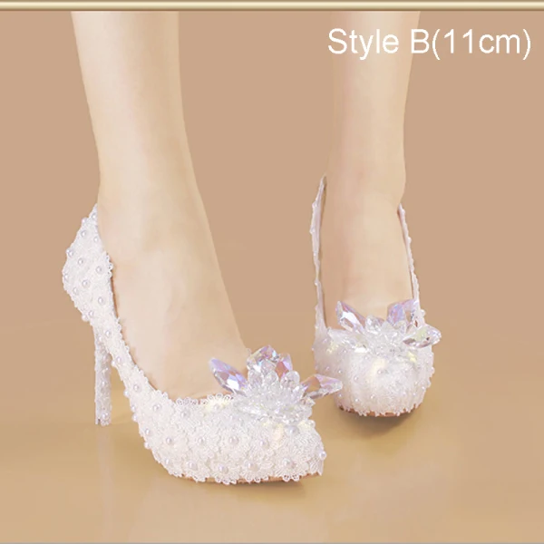Charmant Ivoire En Dentelle Fleur Perle Cristal Chaussure De Mariée 2021 15 cm Talons Aiguilles À Bout Pointu Mariage Talons Hauts