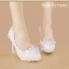 Charmant Ivoire En Dentelle Fleur Perle Cristal Chaussure De Mariée 2021 15 cm Talons Aiguilles À Bout Pointu Mariage Talons Hauts