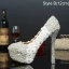 Scintillantes Charmant Argenté Faux Diamant Chaussure De Mariée 2021 Cuir En Dentelle Fleur 14 cm Talons Aiguilles Bottines À Bout Rond Mariage Escarpins Talons Hauts