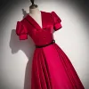Vintage / Retro Burgundy Prom Dresses 2021 A-Line / Princess Sash V-Neck Satin Short Sleeve Backless Tea-length Prom Formal Dresses