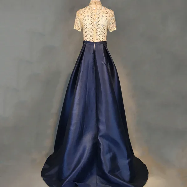 Chic / Belle Bleu Marine Robe De Soirée 2018 Princesse Ceinture Fait main Perlage Cristal Faux Diamant Paillettes Col Haut 1/2 Manches Train De Balayage Robe De Ceremonie