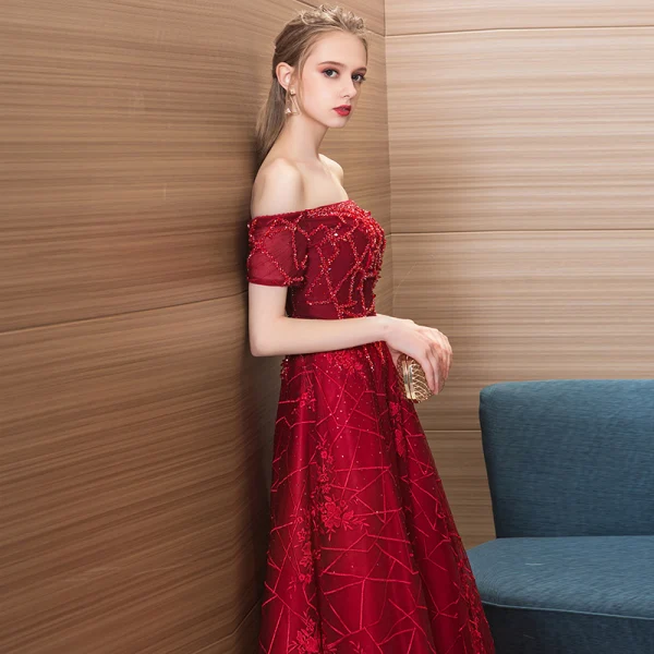 Modern / Fashion Burgundy Evening Dresses 2018 A-Line / Princess Beading Crystal Lace Flower Off-The-Shoulder Backless Short Sleeve Floor-Length / Long Formal Dresses