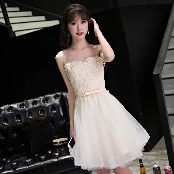 Sexy Champagne Graduation Dresses 2017 A-Line / Princess Lace Flower Bow Backless Strapless Sleeveless Short Formal Dresses