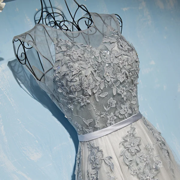 Chic / Belle Gris Robe Pour Mariage 2017 En Dentelle Fleur Paillettes Lanières Sans Manches Encolure Dégagée Longueur Cheville Empire Robe Demoiselle D'honneur