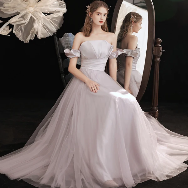 Élégant Violet Gris Robe De Bal 2021 Princesse De l'épaule Manches Courtes Dos Nu Longue Promo Robe De Ceremonie