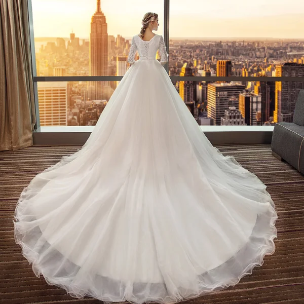 Chic / Belle Noire Robe De Mariée 2018 Princesse Noeud Dentelle Paillettes Encolure Dégagée 1/2 Manches Longue Mariage