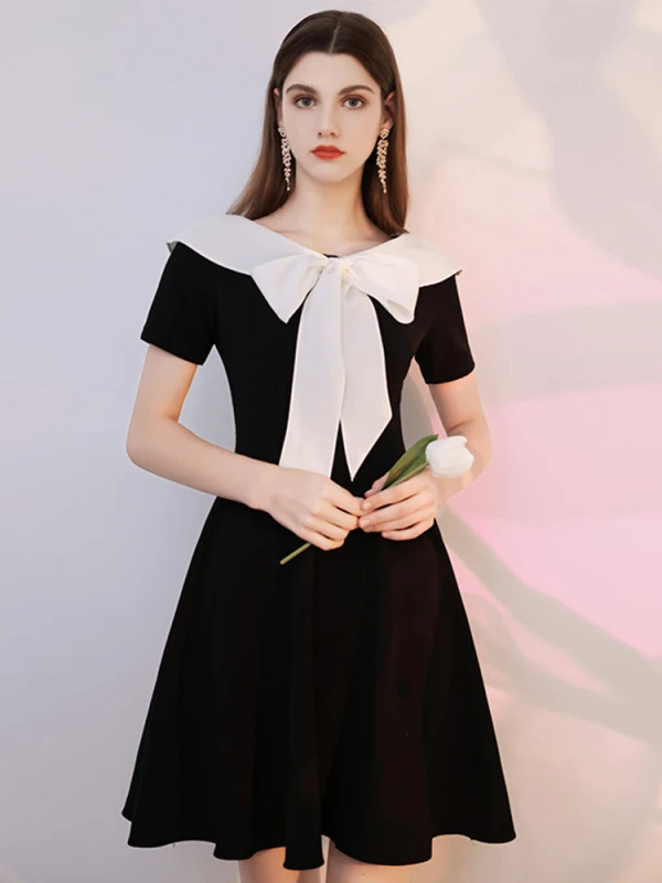 Fashion Black Homecoming Short Graduation Dresses Little Black Dress 2021 A-Line / Princess V-Neck Bow Short Sleeve Formal Dresses