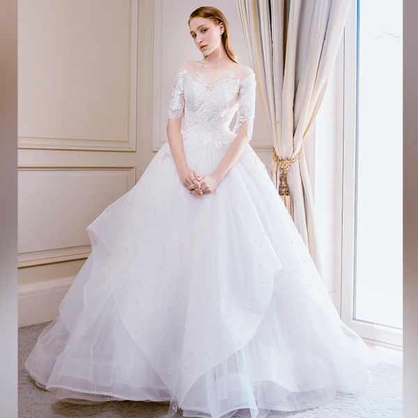 Elegant Champagne Wedding Dresses 2018 Ball Gown Lace Flower Pearl Scoop Neck Backless 1/2 Sleeves Cathedral Train Wedding