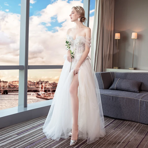Chic / Beautiful Ivory Beach Wedding Dresses 2018 A-Line / Princess Beading Pearl Lace Flower Off-The-Shoulder Backless Sleeveless Split Front Floor-Length / Long Wedding