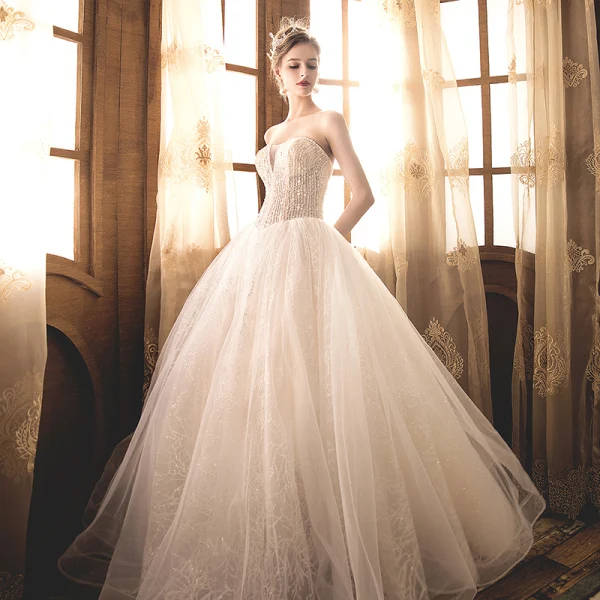 Élégant Champagne Robe De Mariée 2018 Robe Boule Perlage Perle Faux Diamant Paillettes Bustier Dos Nu Sans Manches Longue Mariage