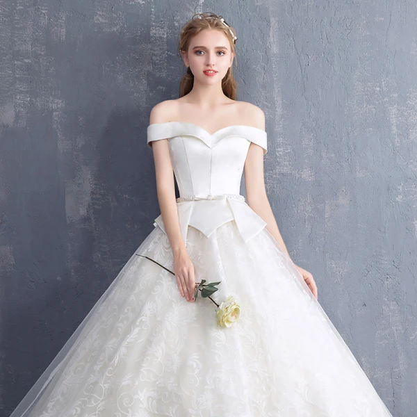 Elegant Ivory Wedding Dresses 2018 Ball Gown Beading Bow Lace Off-The-Shoulder Backless Sleeveless Royal Train Wedding