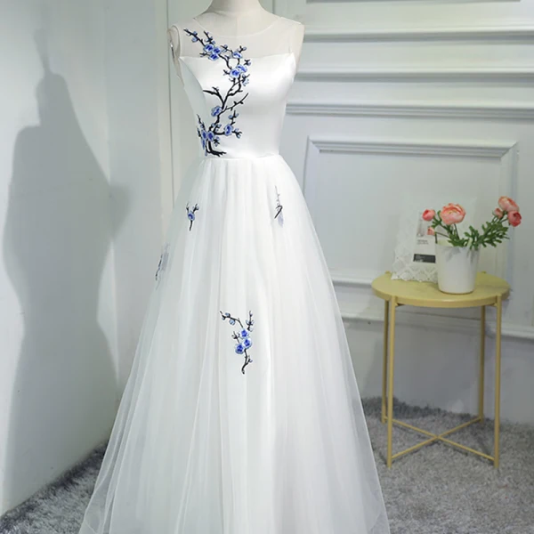 Chinesischer Stil Ivory / Creme Abendkleider 2018 A Linie Stickerei Rundhalsausschnitt Rückenfreies Ärmellos Lange Festliche Kleider
