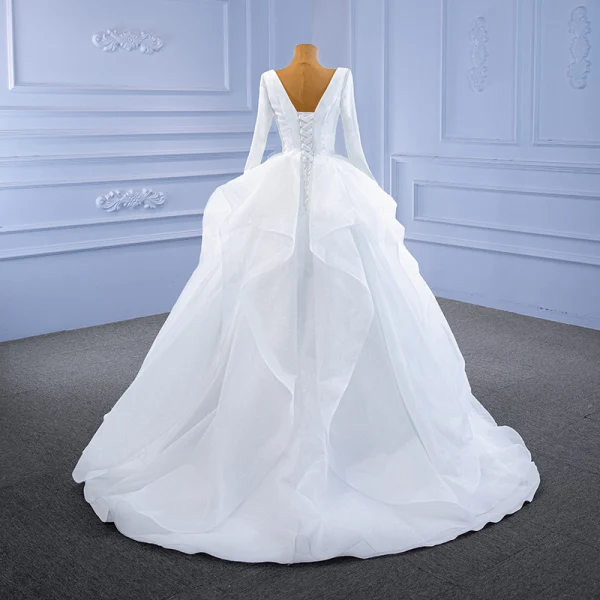 Vintage Weiß Satin Fallende Rüsche Brautkleider / Hochzeitskleider 2021 Ballkleid V-Ausschnitt Lange Ärmel Hof-Schleppe Hochzeit
