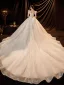 Charmant Ivory / Creme Glanz Brautkleider / Hochzeitskleider 2021 Ballkleid Eckiger Ausschnitt Perlenstickerei Pailletten Spitze Blumen Kurze Ärmel Rückenfreies Königliche Schleppe Hochzeit