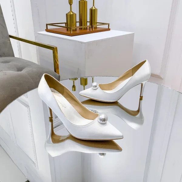 Élégant Ivoire Soie Satin Perle Chaussure De Mariée 2021 8 cm Talons Aiguilles À Bout Pointu Mariage Escarpins Talons Hauts