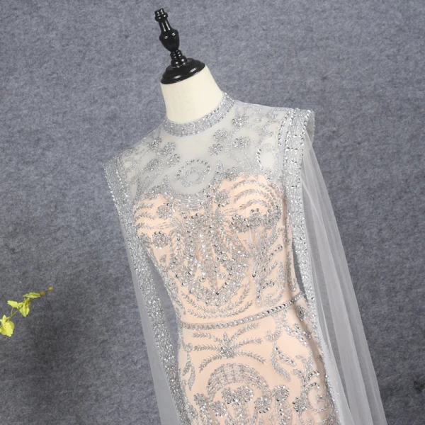 Haut de Gamme Champagne Fait main Perlage Robe De Soirée 2021 Trompette / Sirène Col Haut Manches Longues Cristal Paillettes Longue Soirée Robe De Ceremonie