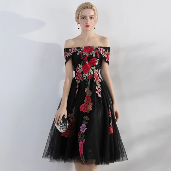 Chic / Beautiful Black Homecoming Graduation Dresses 2017 A-Line / Princess Appliques Off-The-Shoulder Sleeveless Zipper Up Short