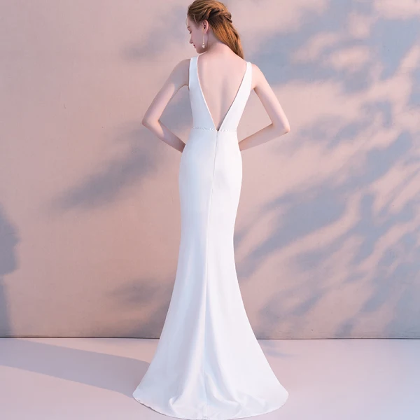 Modest / Simple Ivory Evening Dresses 2018 Trumpet / Mermaid V-Neck Backless Sleeveless Floor-Length / Long Formal Dresses