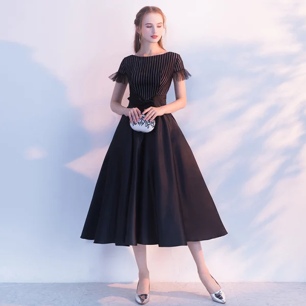 Chic / Beautiful Homecoming Graduation Dresses 2017 A-Line / Princess Bow Scoop Neck Zipper Up Short Sleeve Knee-Length