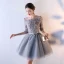 Chic / Belle Gris de retour Robe De Graduation 2017 Princesse Dentelle Paillettes Fleurs Artificielles Encolure Carrée Courte 1/2 Manches Robe De Ceremonie
