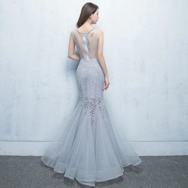 Chic / Beautiful Grey Evening Dresses 2017 A-Line / Princess Lace Flower Pearl Scoop Neck Zipper Up Sleeveless Floor-Length / Long Formal Dresses