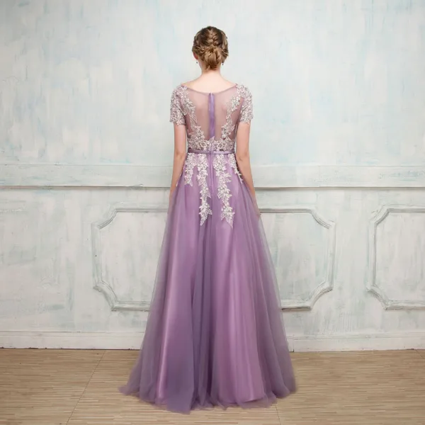 Chic / Beautiful Grape Evening Dresses 2017 A-Line / Princess Lace Flower Beading Sequins Scoop Neck Short Sleeve Floor-Length / Long Formal Dresses