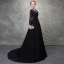 Chic / Belle Noir Robe De Soirée 2017 Princesse Perlage Cristal En Dentelle Fleurs Artificielles Percé V-Cou Dos Nu Manches Longues Train De Balayage Robe De Ceremonie
