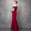 Chic / Beautiful Burgundy Evening Dresses  2017 Trumpet / Mermaid Artificial Flowers Crystal Rhinestone Sequins Off-The-Shoulder Backless Short Sleeve Ankle Length Formal Dresses