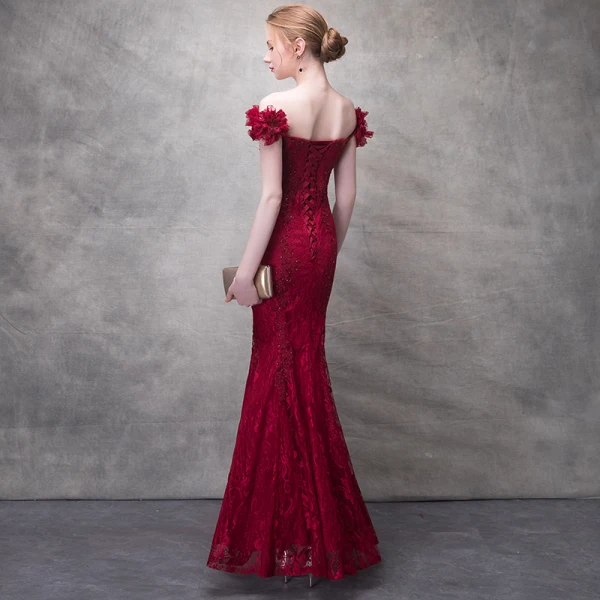 Chic / Belle Bordeaux Robe De Soirée 2017 Trompette / Sirène En Dentelle Fleur Perlage Paillettes Fleurs Artificielles De l'épaule Dos Nu Sans Manches Longueur Cheville Robe De Ceremonie