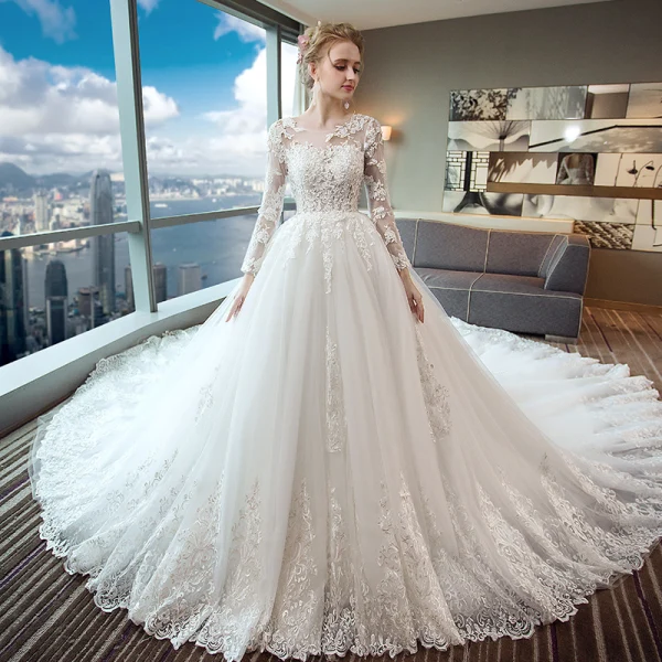 Elegant Wedding Dresses 2017 A-Line / Princess Scoop Neck Long Sleeve Appliques Pierced Lace Backless Chapel Elegant Wedding Dresses 2017 A-Line / Princess Scoop Neck Long Sleeve Appliques Pierced Lace Backless Chapel
