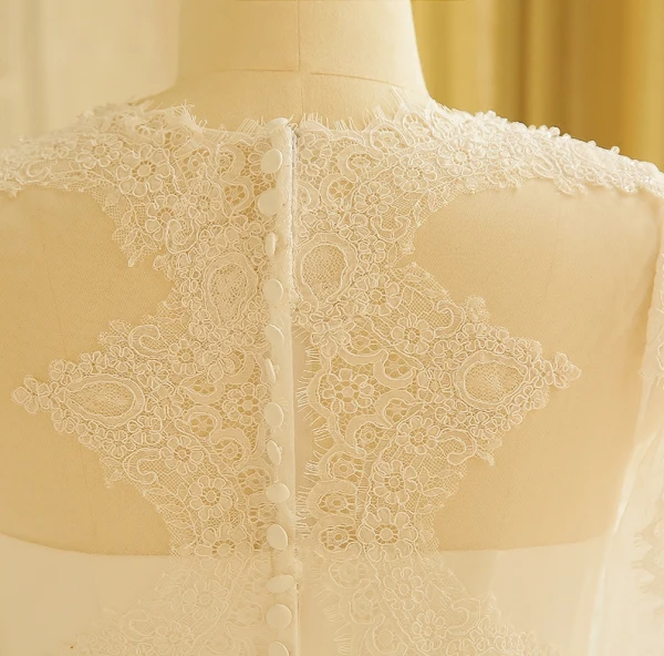 Chic / Belle Ivoire Grande Taille Robe De Mariée 2018 Princesse V-Cou Lacer Tulle Fermeture éclair Appliques Dos Nu Perlage Paillettes Mariage