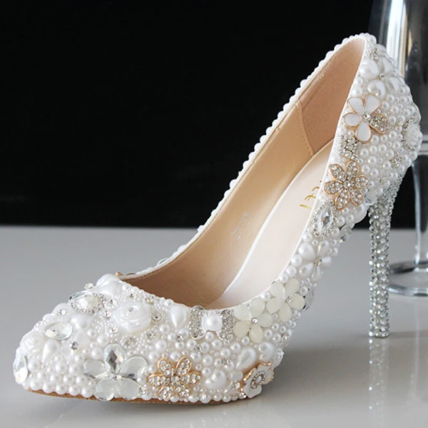 Unique Blanche 2018 Mariage Perlage Cristal Perle Faux Diamant Chaussure De Mariée