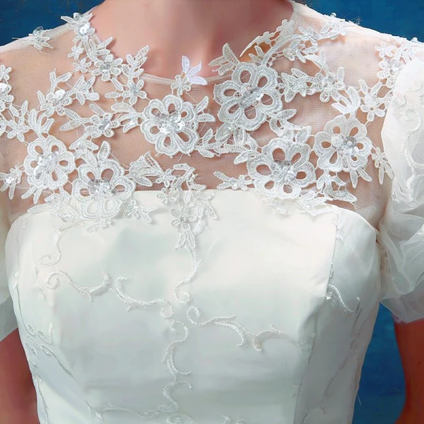 Schöne Weiß Hochzeit 2018 Spitze U-Ausschnitt A Linie Perlenstickerei Applikationen Rückenfreies Brautkleider