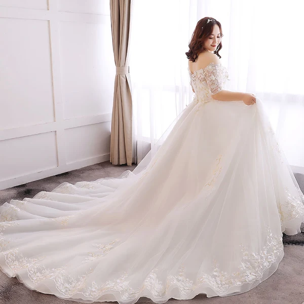 Luxus / Herrlich Weiß Übergröße Ballkleid Brautkleider / Hochzeitskleider 2019 Spitze Tülle Applikationen Rückenfreies Stickerei Handgefertigt Bandeau Kapelle-Schleppe Hochzeit