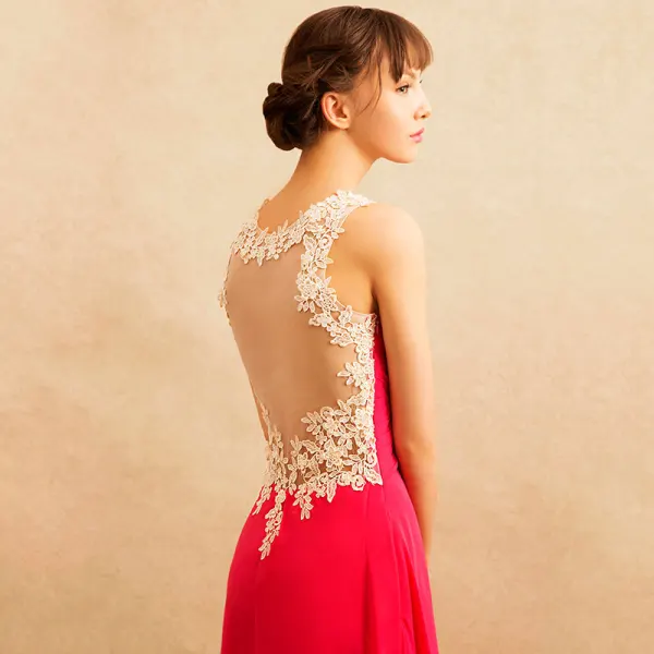 Chic / Beautiful Fuchsia Evening Dresses  2017 A-Line / Princess V-Neck Sleeveless Appliques Lace Chiffon Formal Dresses Court Train