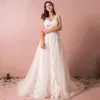 Amazing / Unique White Wedding Dresses 2017 A-Line / Princess V-Neck Tulle Beading Appliques Backless Wedding
