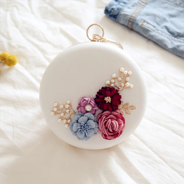 Chic / Belle 2017 Noire Perle Rose Blanche Feuille Bride Cheville PU Plage Église Jardin / Extérieur Pochette