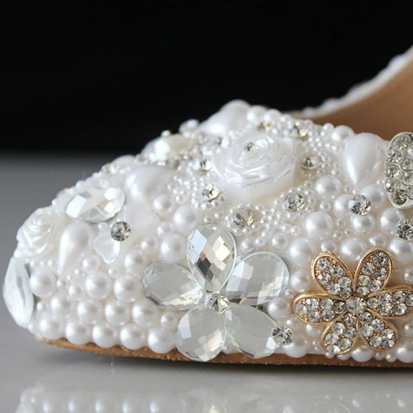 Unique Blanche 2018 Mariage Perlage Cristal Perle Faux Diamant Chaussure De Mariée