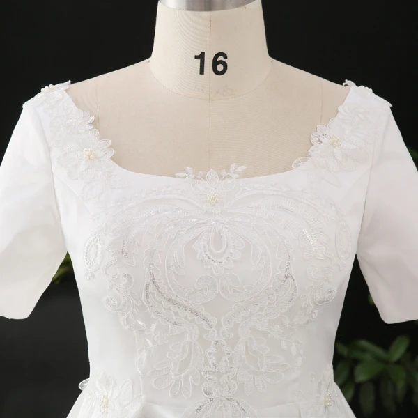 Schlicht Weiß Übergröße Brautkleider / Hochzeitskleider 2020 A Linie Einfarbig U-Ausschnitt Kurze Ärmel Handgefertigt Applikationen Rückenfreies Perlenstickerei Perle Lange Hochzeit