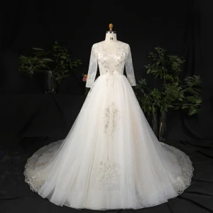 Luxury Gorgeous Champagne Plus Size Ball Gown Wedding Dresses 2021 Lace V Neck Short Sleeve Handmade Appliques Backless Sequins Chapel Train Wedding