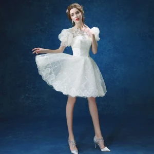 Schöne Weiß Hochzeit 2018 Spitze U Ausschnitt A Linie Perlenstickerei Applikationen Rückenfreies Brautkleider