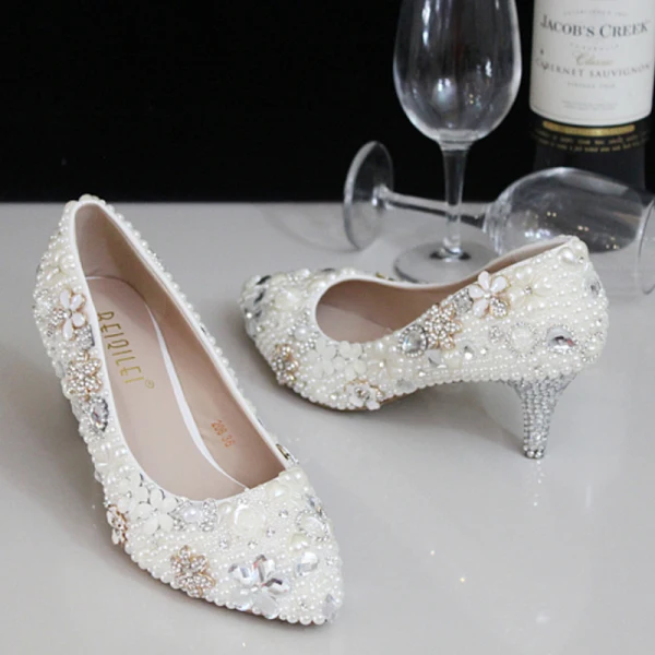 Unique Blanche 2018 Mariage Perlage Cristal Perle Faux Diamant Chaussure De Mariée