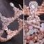 Schöne Pink Brautschmuck 2017 Metall Perlenstickerei Kristall Strass Hochzeit Ball Brautaccessoires