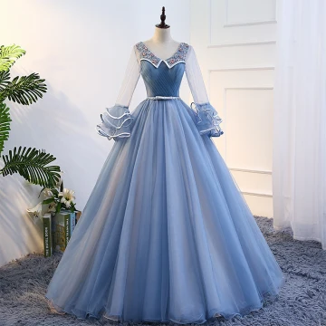 Klasyczna Eleganckie Błękitne Sukienki Na Bal 2017 Suknia Balowa Tiulowe V Szyja Aplikacje Bez Pleców Frezowanie Bal Sukienki Wizytowe