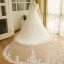 Unique Blanche Robe De Mariée 2017 Princesse V-Cou Tulle Perlage Appliques Dos Nu Mariage