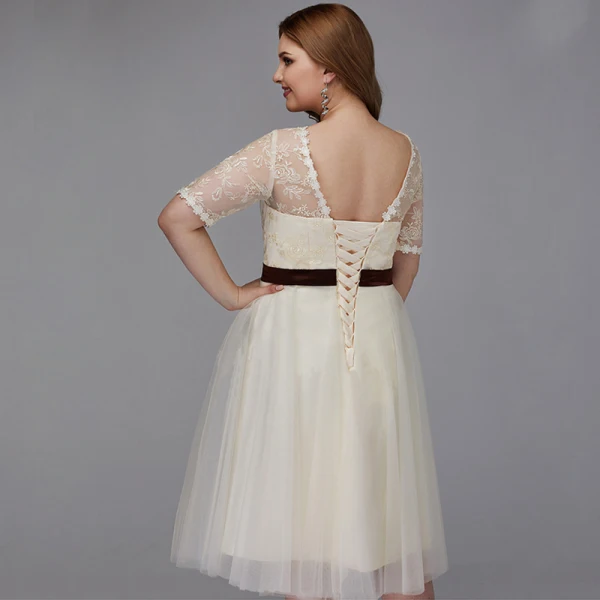 Chic / Beautiful Champagne Plus Size Graduation Dresses 2020 A-Line / Princess U-Neck 1/2 Sleeves Appliques Backless Embroidered Handmade Homecoming Formal Dresses