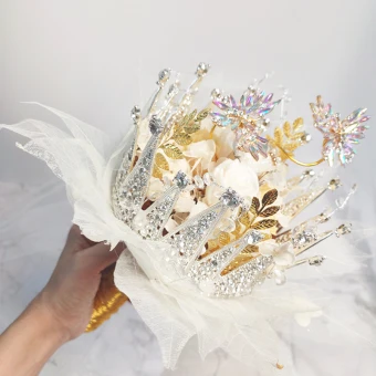 Stunning Eye Catching White Wedding Flowers 2020 Metal Tulle Appliques Beading Crystal Rhinestone Handmade Wedding Prom Accessories
